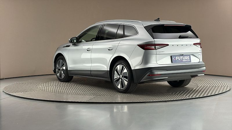 Škoda Enyaq 82 kWh AUT 80x Clever - fotka 2 z 32