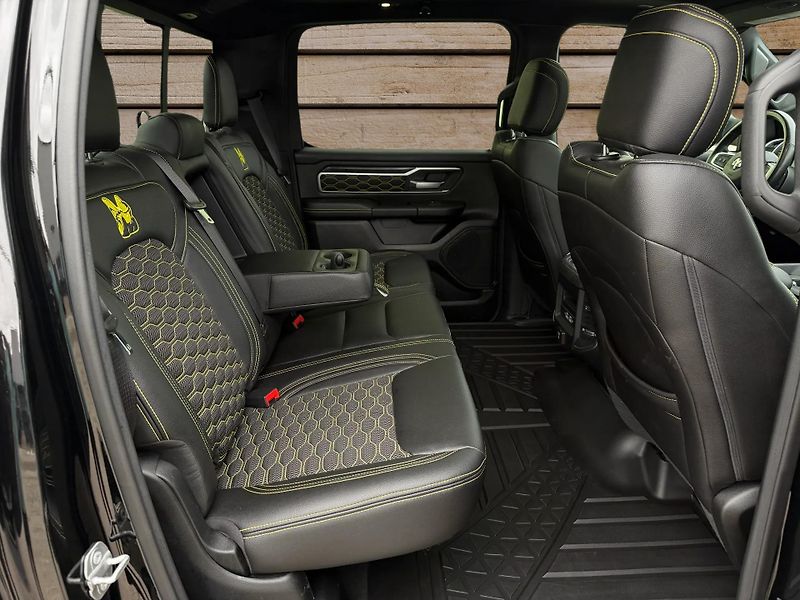 Dodge RAM (2021) +HEMI+LPG+OFFROAD PAKET+ - fotka 11 z 24