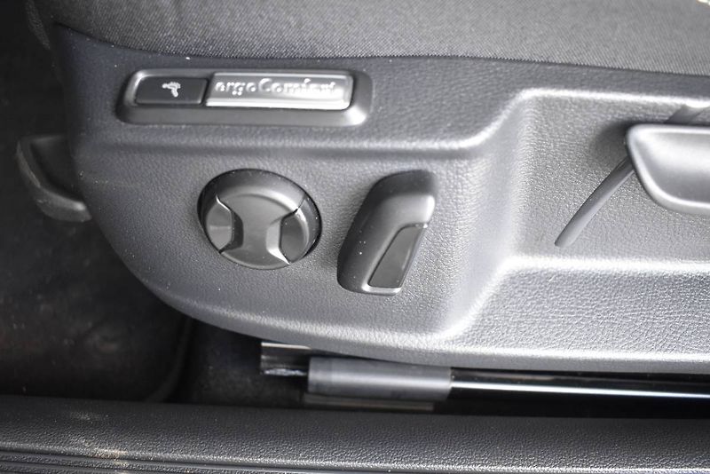 Volkswagen Passat Variant (2023) 2.0TDI 110kW, LED , DSG - fotka 10 z 25