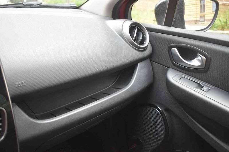 Renault Clio je vhodným společníkem pro mladší i starší páry