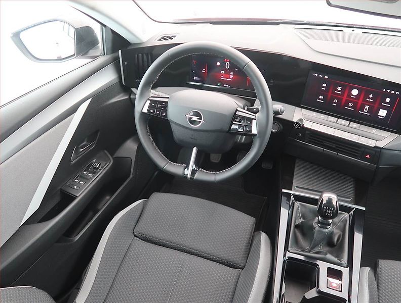 Opel Astra (2025) Edition 1.2 Turbo - fotka 7 z 18
