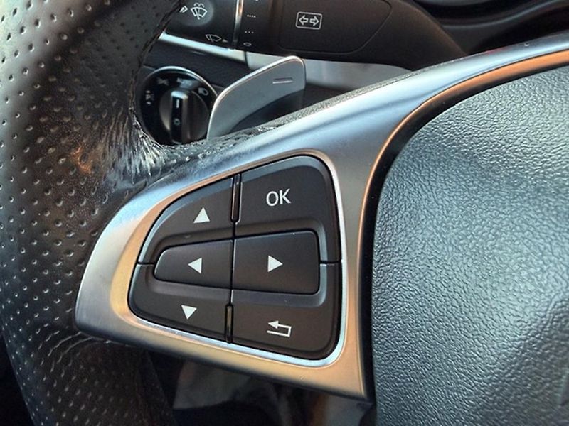 Mercedes-Benz GLE 350d 4MATIC,AMG PAKET,CZ - fotka 26 z 46