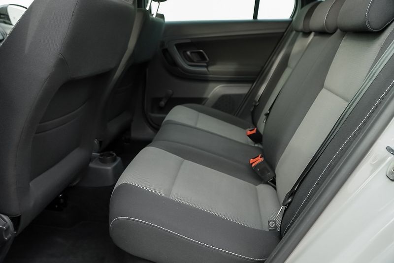 Škoda Fabia 1.2 TSI MONTECARLO - fotka 7 z 37