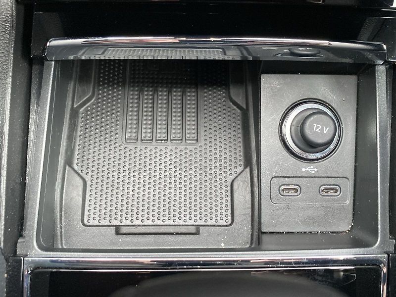 Škoda Karoq (2025) 2.0 TDI 4x4 DSG SportLine - fotka 20 z 39