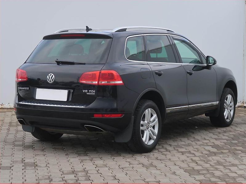 Volkswagen Touareg (2011) 3.0 TDI, 4X4, Automat - fotka 5 z 16