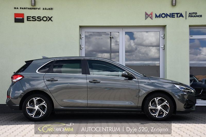 Hyundai i30 1.0T-GDI ČR FAMILY SMART DCT - fotka 6 z 52