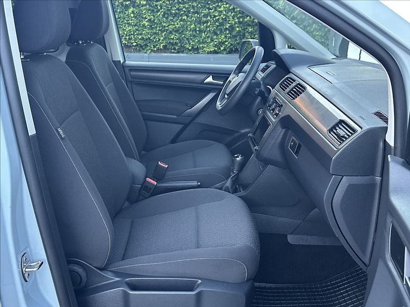 Volkswagen Caddy 1,0 TSI 102PS  Kombi Trendline - fotka 17 z 51