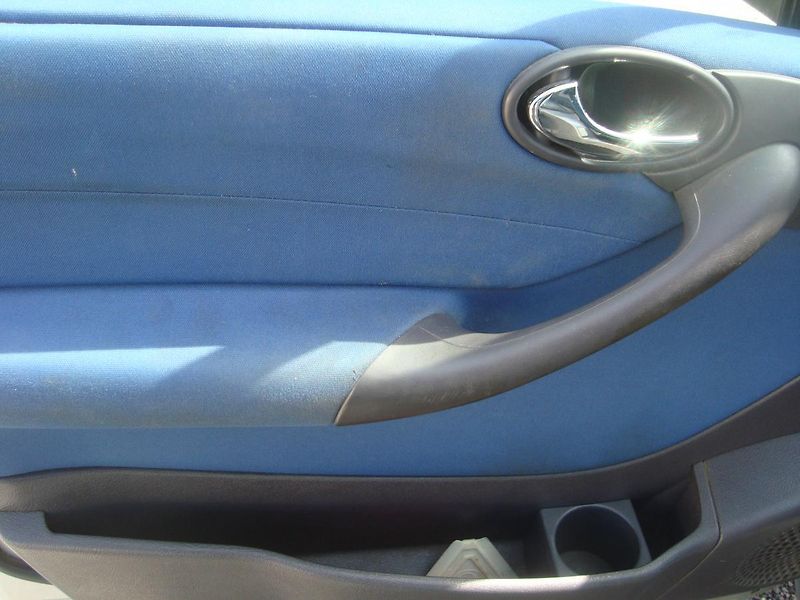 Mercedes-Benz Třídy A (2002) 170CDI - fotka 10 z 15