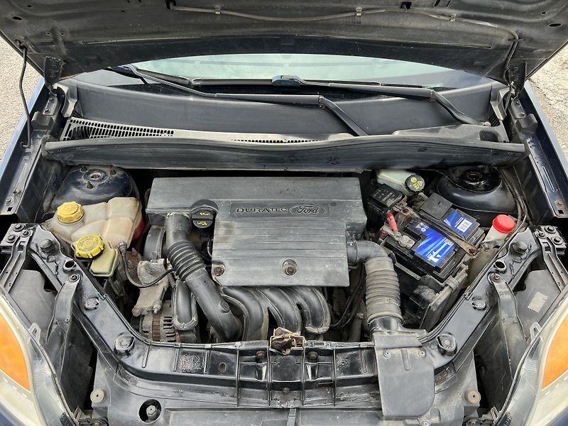 Ford Fusion 1.4i 16v KOUPENO V ČR 1.MAJ. - fotka 26 z 32