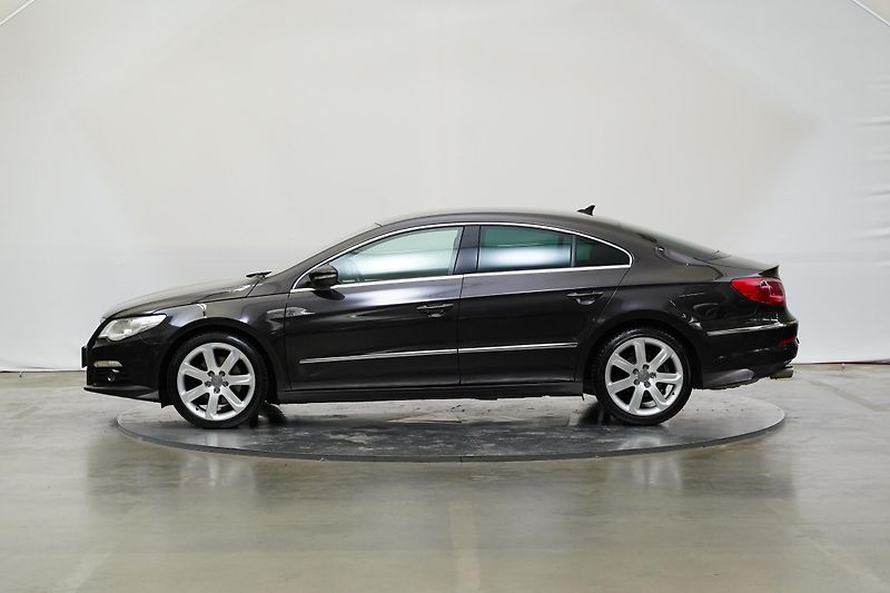 Volkswagen Passat CC - fotka 3 z 23
