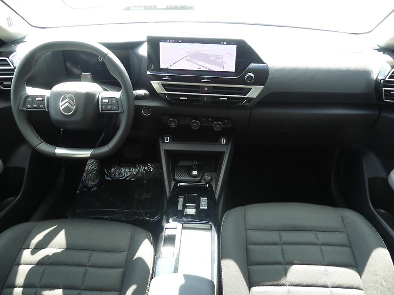Citroën C4 (2026) COLLECTION Hybrid 145k Automat - fotka 11 z 20