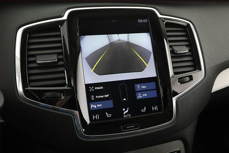 Volvo XC90 (2018) D5 AWD - fotka 11 z 20