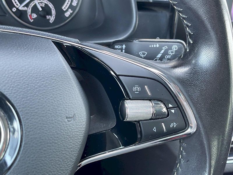 Škoda Scala (2020) 1.0 TSI 85 kW Style Plus - fotka 10 z 33