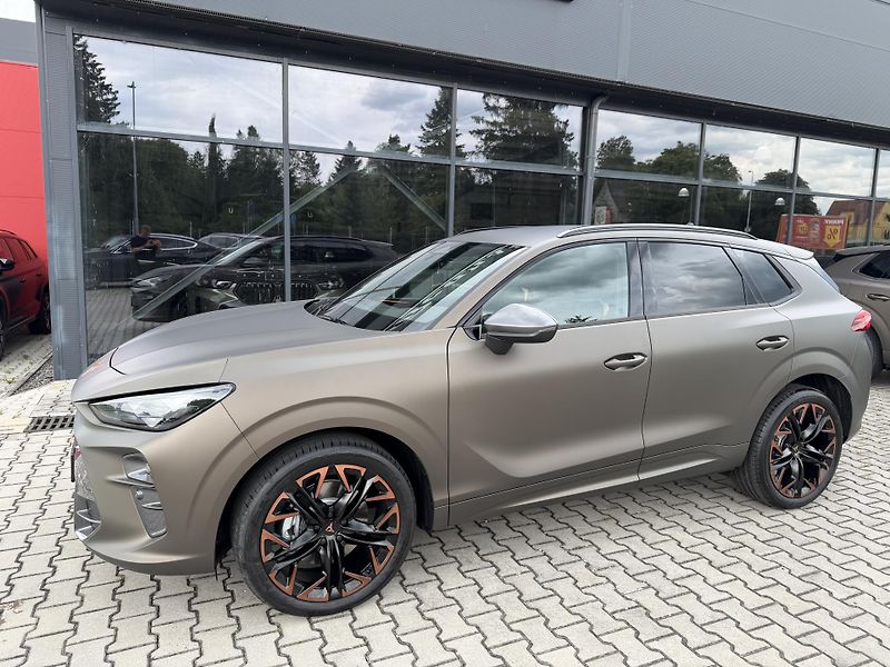 Cupra Terramar (2026) 2.0TSI 150kW 4WD R20 NT DCC CZ - fotka 2 z 46