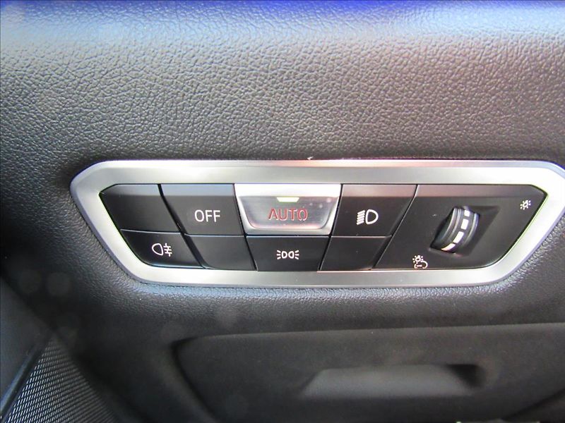 BMW X5 3,0 D xDrive30D M-Paket - fotka 27 z 34