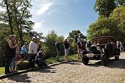 Zámek Velké Březno přivítal desítky veteránů. Konal se tam další ročník závodu veteránů O pohár hraběte Chotka.