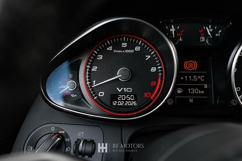 Audi R8 (2010) R8 5.2 V10 quattro 386kW - fotka 34 z 46
