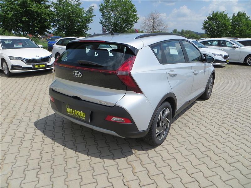 Hyundai Bayon 1,0 tGDI 74kW Comfort Club ČR - fotka 9 z 22