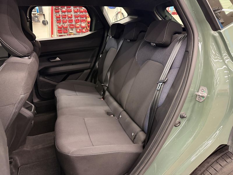 Dacia Duster III E-Tech Hybrid 1.6 l 69 kW - fotka 15 z 16