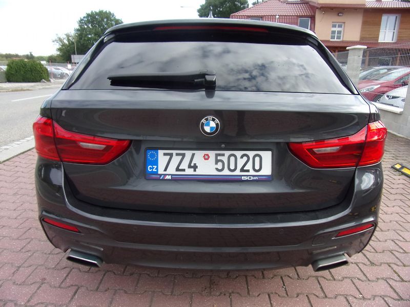 BMW Řada 5 (2019) 530D NAVI ALU NAVI M-PACKET - fotka 8 z 48