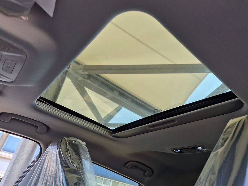 Omoda 5 1,6 TGDi Premium 108 kW - fotka 14 z 16