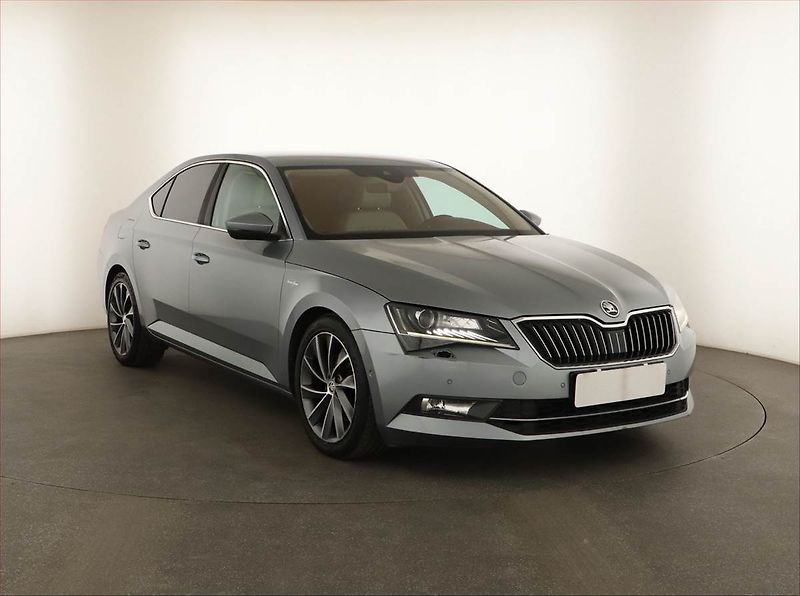 Škoda Superb (2015) Laurin&Klement 2.0 TDI - fotografie inzerátu