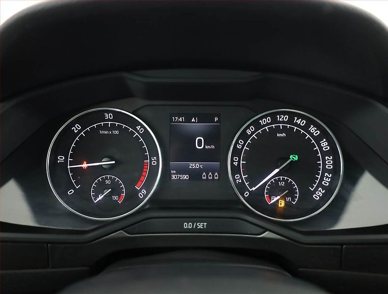 Škoda Superb (2019) Style 2.0 TDI, Automat, Kůže - fotka 8 z 22