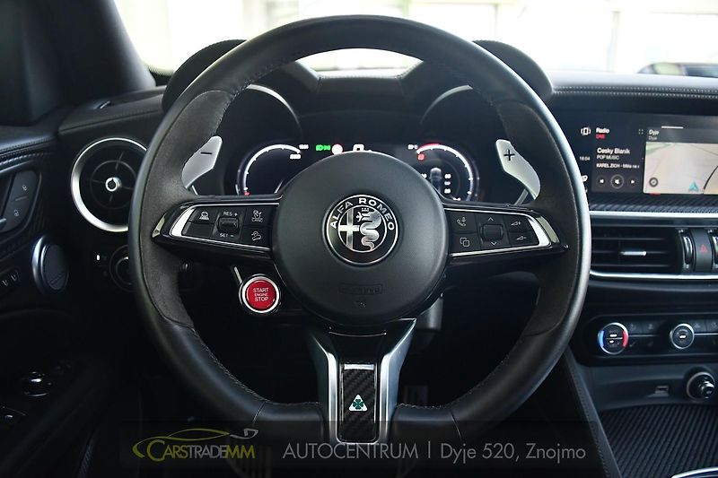 Alfa Romeo Stelvio 2.9V6 Bi-T.382 kW QUADRIFOGLIO - fotka 28 z 56