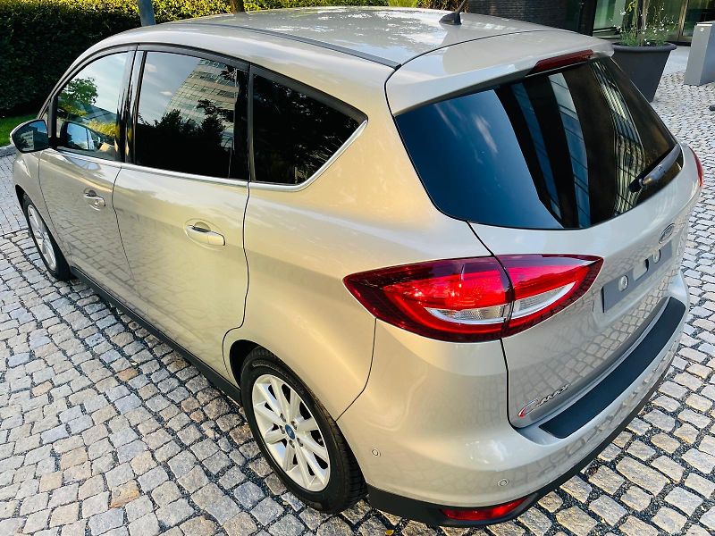 Ford C-MAX 2.0TDCi MANUÁL VÝHŘEV TAŽNÉ  - fotka 18 z 47