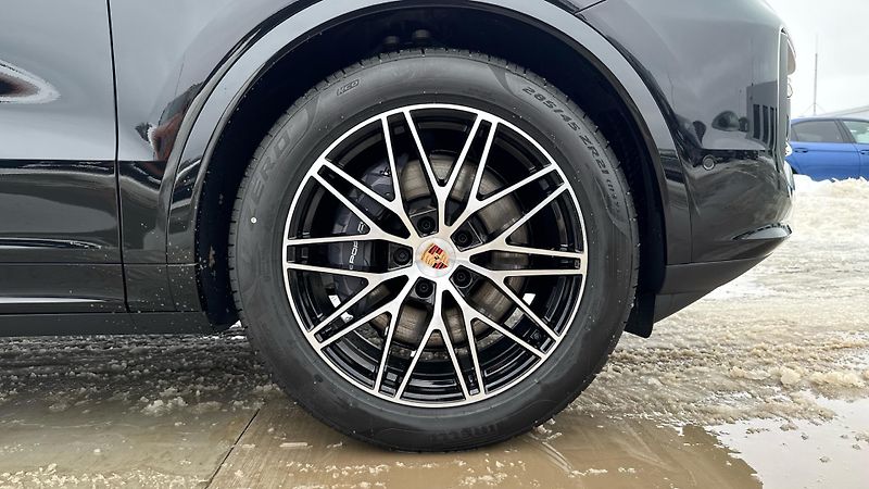 Porsche Cayenne E-Hybrid - fotka 10 z 25