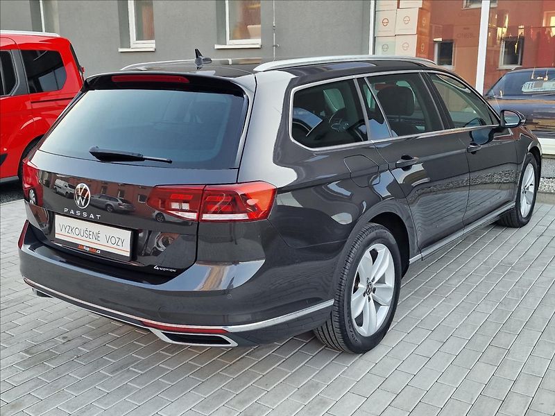 Volkswagen Passat 2.0TDI 147kW 4MOTION DSG Eleg - fotka 10 z 50
