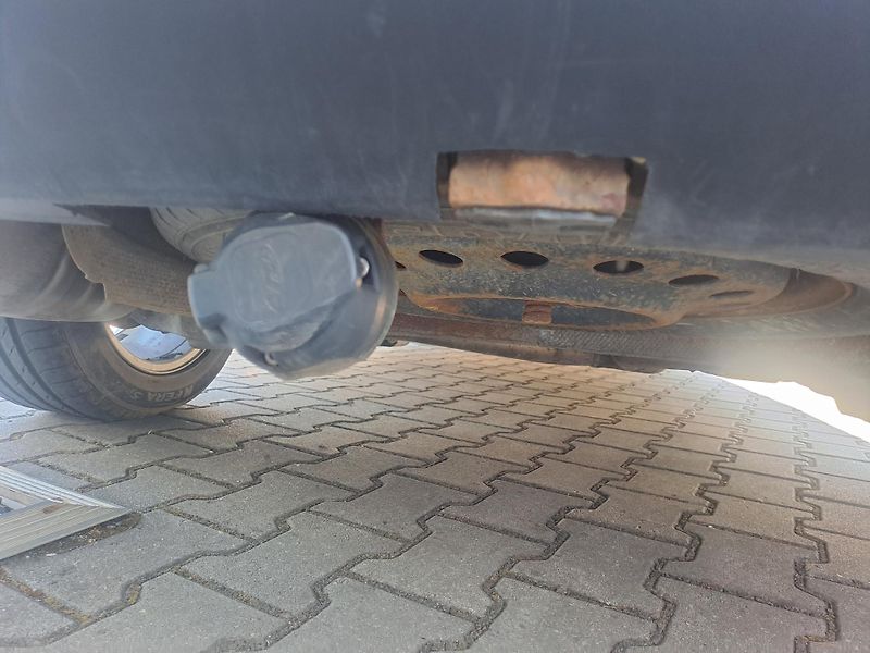 Ford S-MAX (2017) 2,0 TDCi 132 kW 4X4 AUTOMAT  - fotka 23 z 35