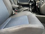 Mitsubishi Outlander Navigator 2.0i 4x4 KLIMA ALU - náhled 27