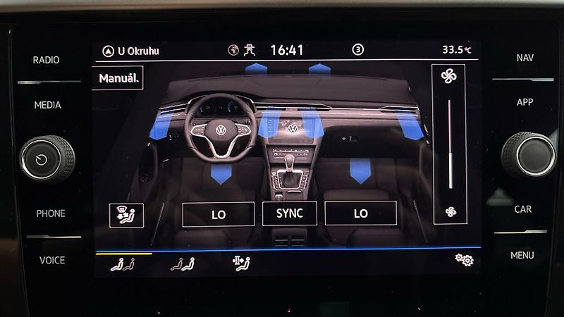 Volkswagen Arteon 2.0 TDI DSG R-Line Shooting Br - fotka 27 z 28