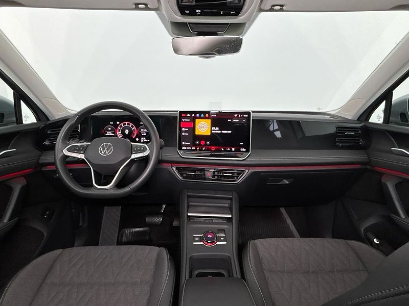 Volkswagen Tiguan People DSG - fotka 5 z 30