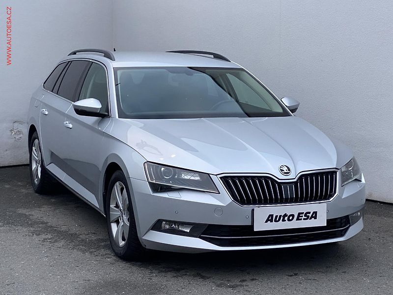 Škoda Superb (2016) 2.0 TDi, ČR, SportLine, DSG - fotografie inzerátu