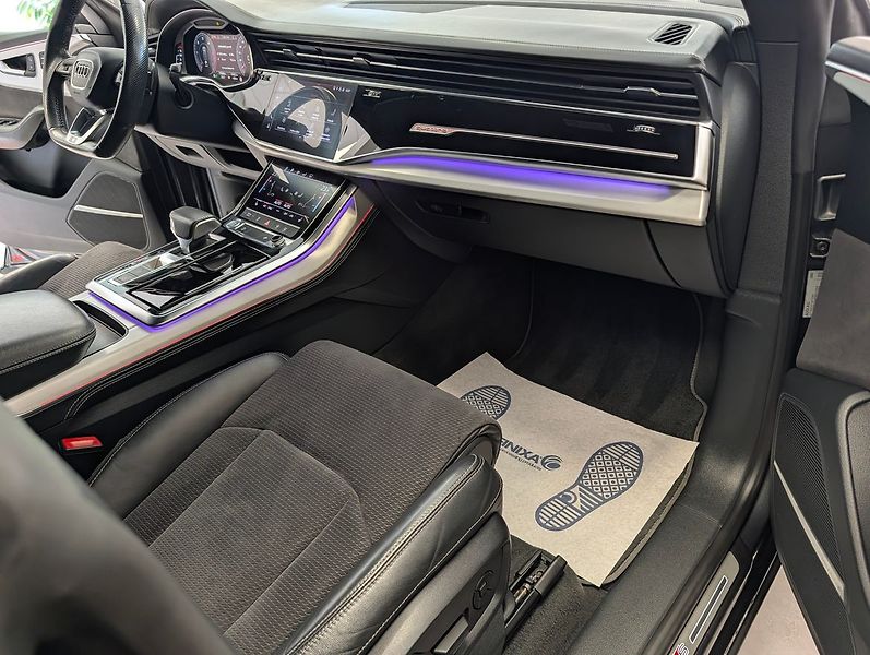 Audi Q8 50 TDI S-LINE 3.0 210 kW QUATT - fotka 31 z 32