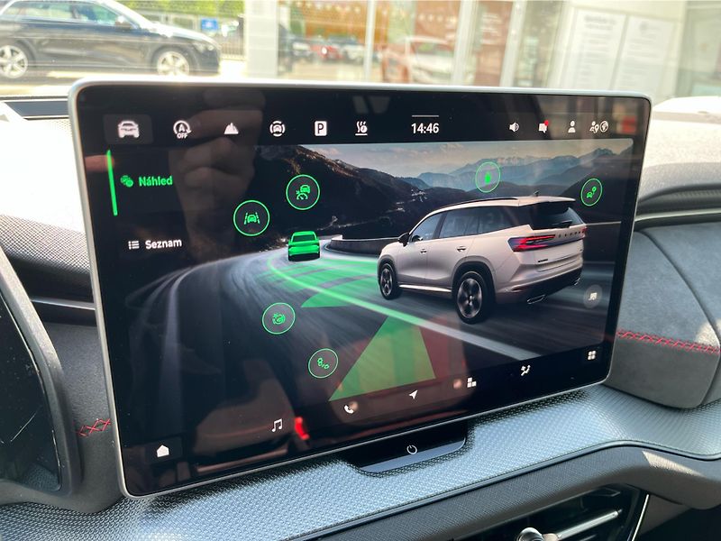 Škoda Kodiaq RS 2.0 TSi 195 kW DSG 4x4 7-mí - fotka 16 z 30