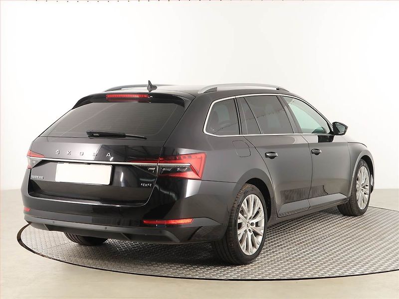 Škoda Superb (2021) 2.0 TDI - fotka 5 z 20
