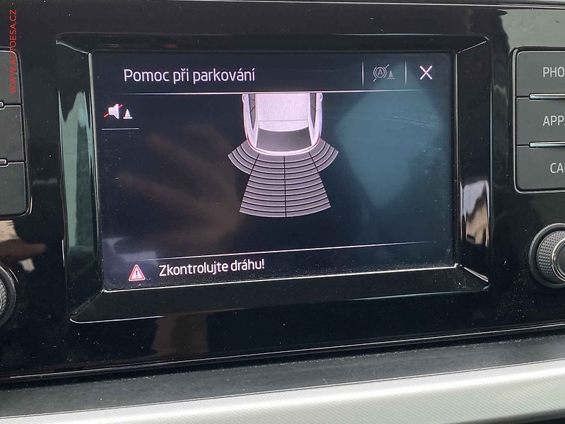 Škoda Scala (2019) 1.0 TSi, 1.maj,ČR, Ambition - fotka 16 z 18
