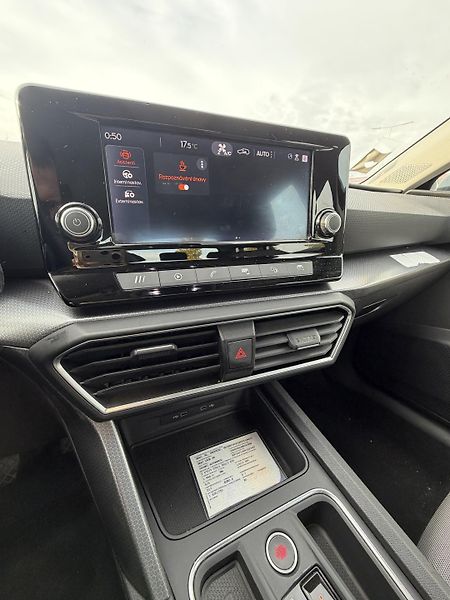 Seat Leon (2024) Seat Leon Sportstourer Style - fotka 9 z 14