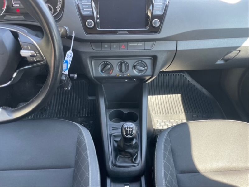 Škoda Fabia 1,0 TSI 70 Ambition - fotka 10 z 11