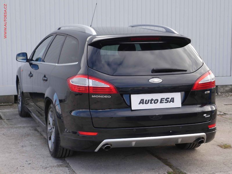 Ford Mondeo (2010) 2.2TDCI, autoAC - fotka 4 z 15