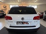 Volkswagen Touareg 3,0 TDI kůže,tažné,po servisu! - náhled 8
