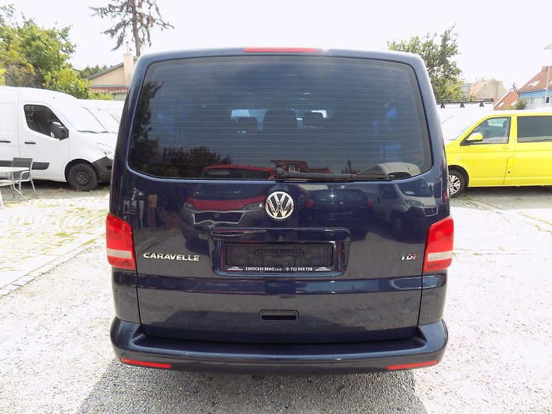 Volkswagen Caravelle 2,0 TDI 103 KW COMFORT NAVI - fotka 11 z 45