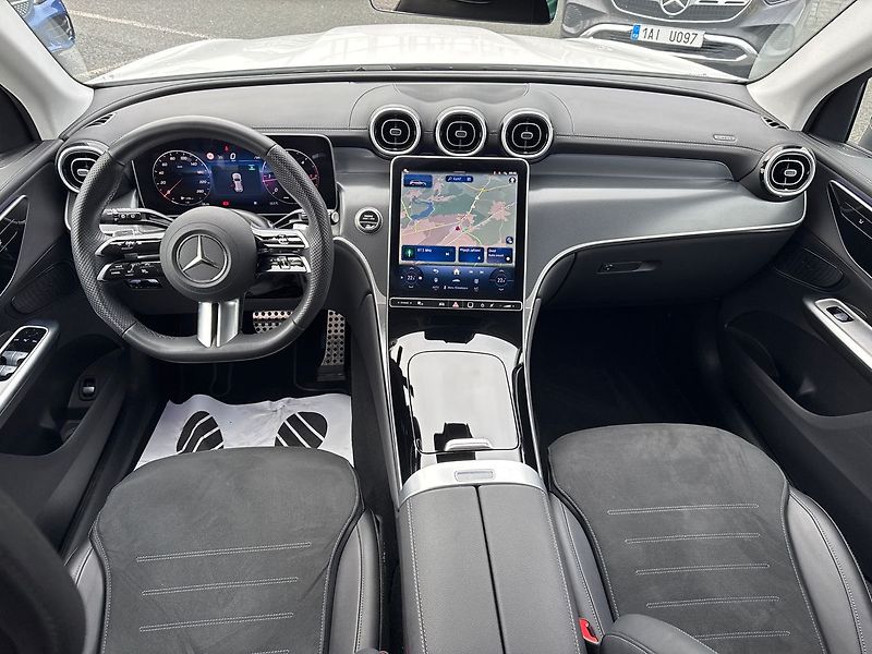 Mercedes-Benz GLC AMG paket 220d 4MATIC - fotka 11 z 21