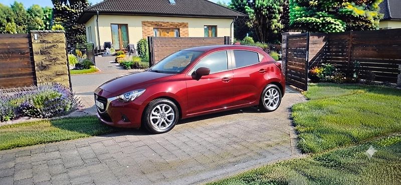 Mazda 2 1.5 66 KW výbava - fotka 6 z 16