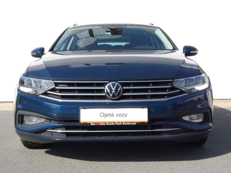 Volkswagen Passat Business Premium 2.0 TDI 110KW - fotka 14 z 30