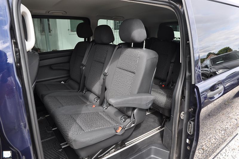Mercedes-Benz Vito 300d L TOURER 4x4 - fotka 8 z 23