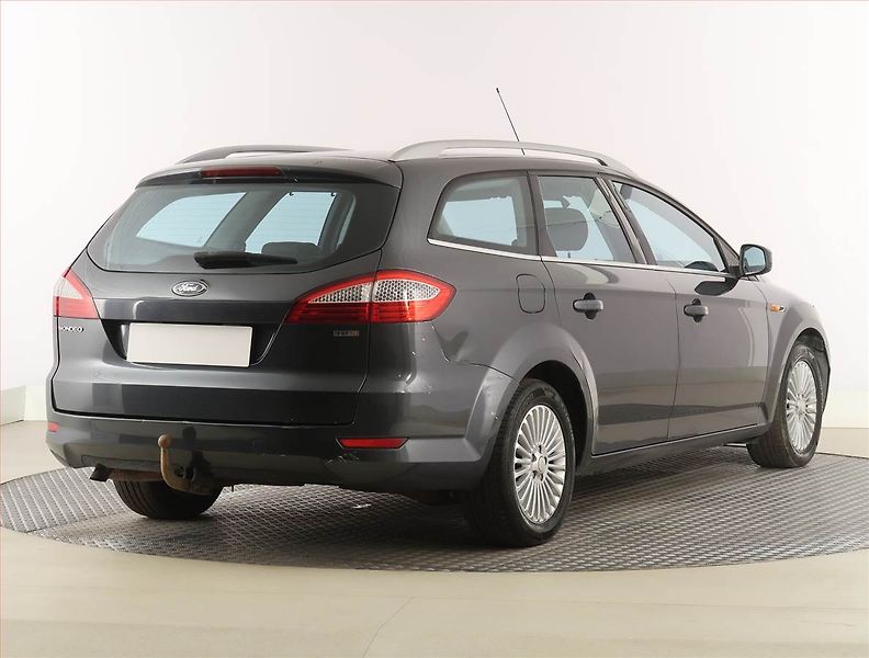 Ford Mondeo (2008) 2.0 TDCi, po STK, Tažné - fotka 5 z 18
